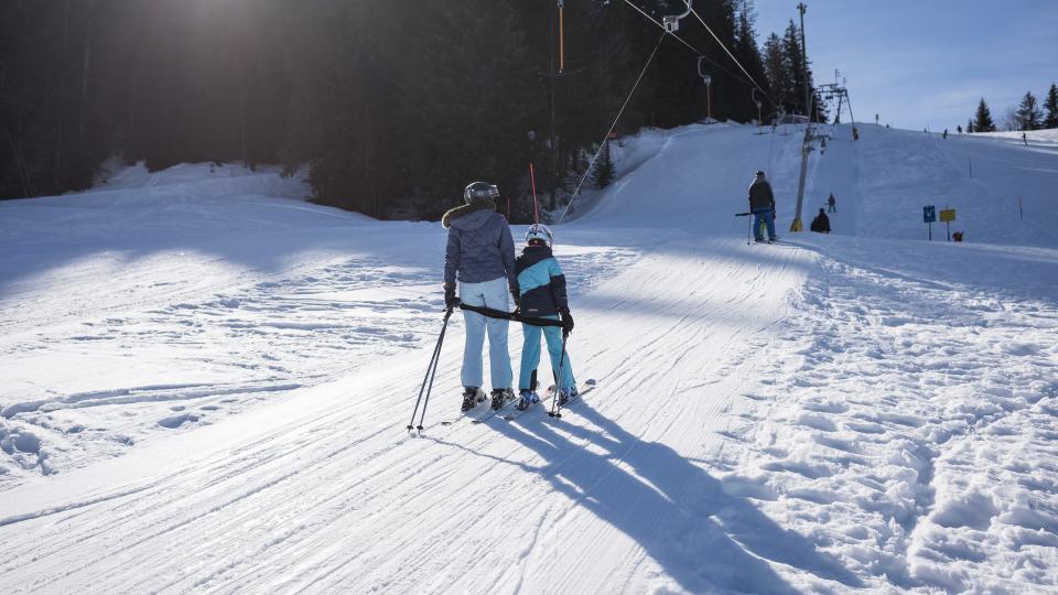 one two ski Sattel-Hochstuckli